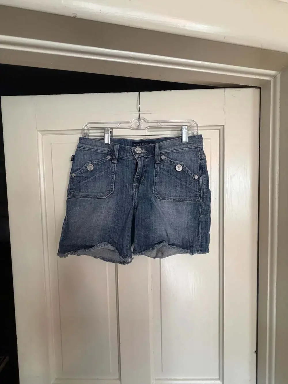 Rock & Republic Stinger Denim Cut-Off Frayed Hem Shorts Size 4